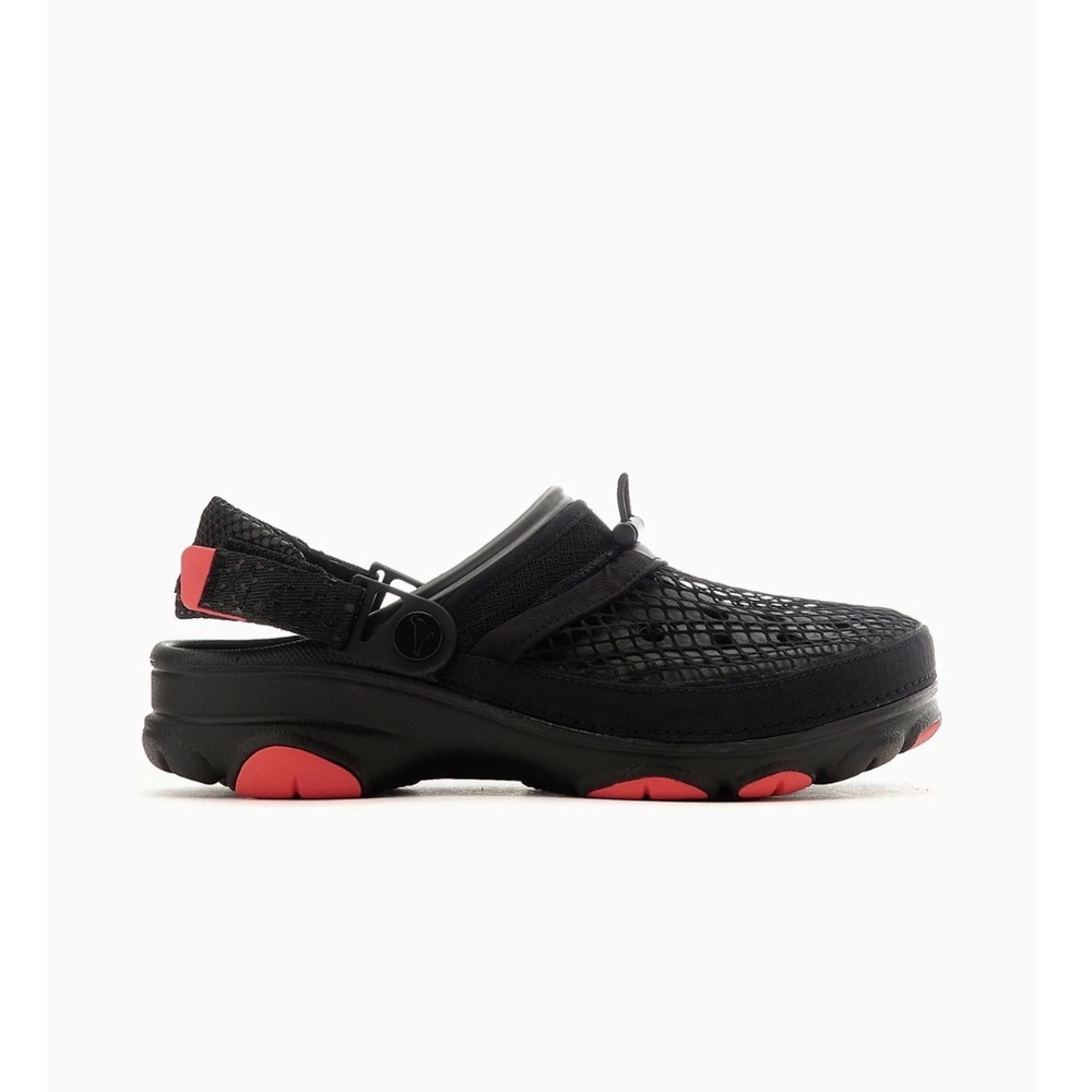 NEW STAPLE x Crocs Classic All-Terrain Clog Men 11 Black Homing Pigeon